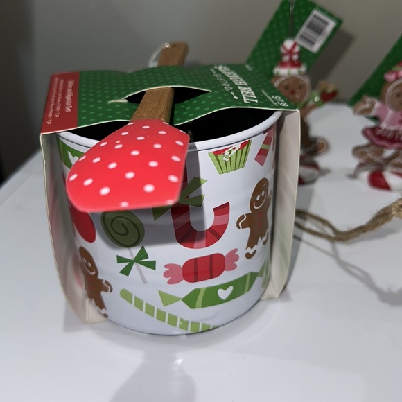 🌸NEW hobby lobby bundle gingerbread decorations. - Picture 3 of 11